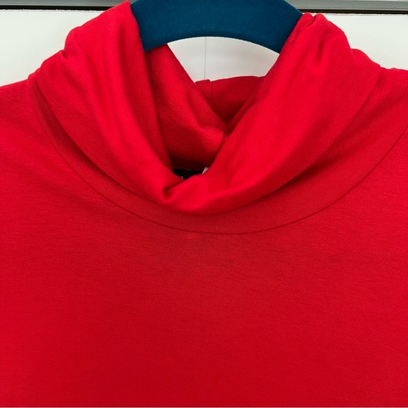 VENUS bodycon dress, size Small - Picture 7 of 7